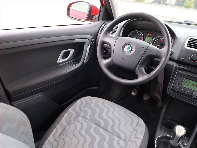 Škoda Fabia (2008) 1.2, Serv.kniha, po STK - fotka 7 z 16