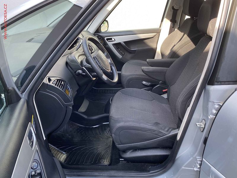 Citroën C4 Picasso (2012) 1.6 HDi, AT - fotka 9 z 15
