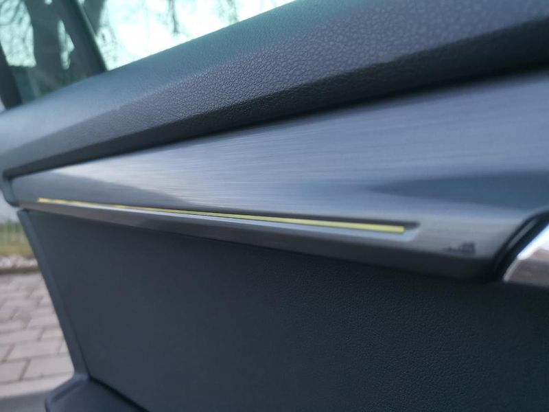 Škoda Octavia 2,0TDI DSG 110kW ACC STYLEPLUS - fotka 44 z 87