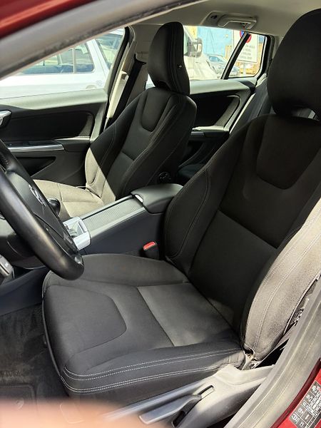 Volvo V60 (2014) - fotka 3 z 34