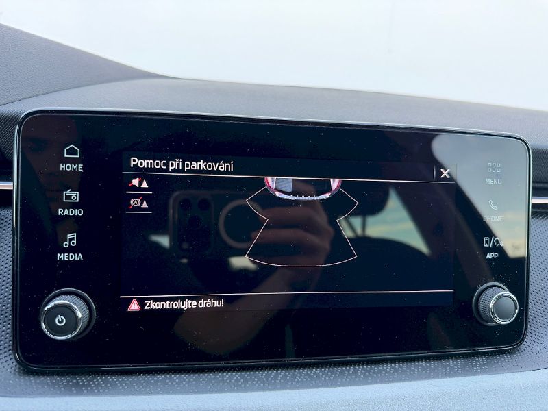 Škoda Scala (2025) 1.5 TSI 110kW Top Selection - fotka 20 z 35
