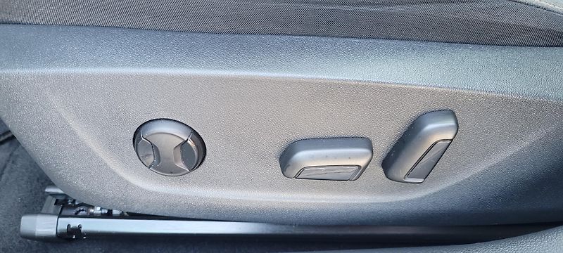 Škoda Scala (2019) 1,5TSi 110kW benzín DSG Style  - fotka 44 z 54