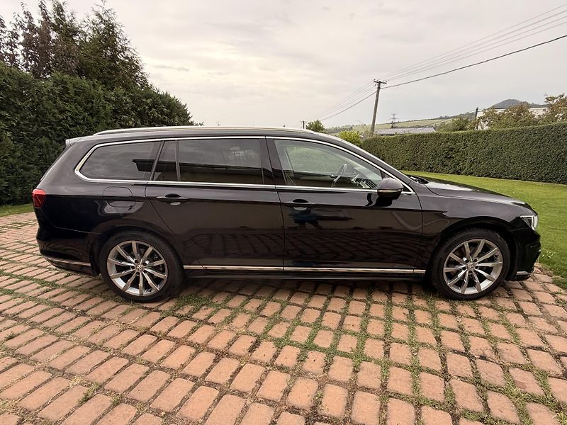 Volkswagen Passat Variant (2018) 2.0TDI,110kW,R-Line,TZ,2.maj. - fotka 2 z 18