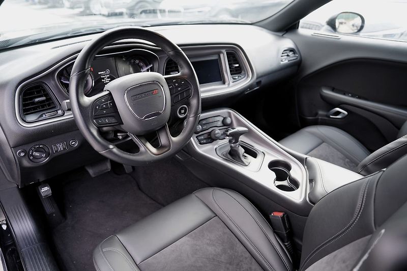 Dodge Challenger 3.6 V6 automat,/kůže/xenony - fotka 12 z 38