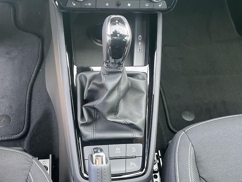 Škoda Scala (2026) 1.0 TSI 85 KW DSG Monte Carlo - fotka 16 z 28
