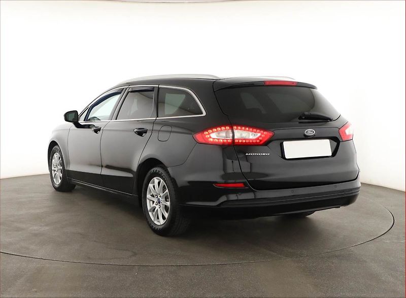 Ford Mondeo (2017) 2.0 TDCI, Serv.kniha, Tempomat - fotka 4 z 15