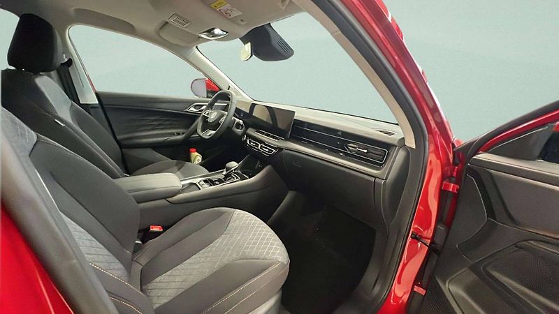 MG HS (2025) EMOTION 1.5T AT7 (125kW/170k) - fotka 19 z 28