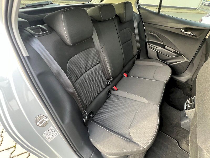 Škoda Fabia (2024) Top Selection 1.0 TSI 85 kW 6° - fotka 18 z 31