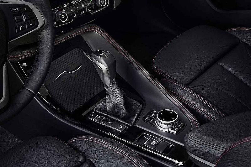 BMW X1.