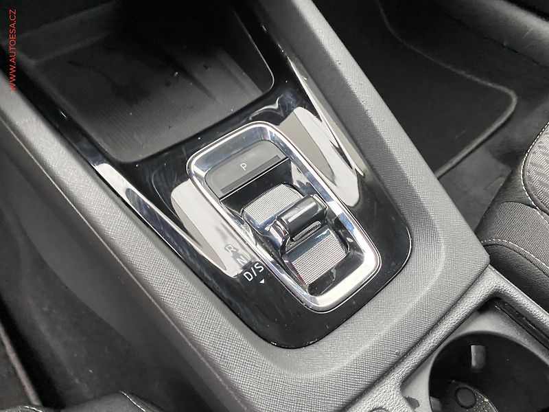 Škoda Octavia (2020) 2.0 TDi, Style, DSG, TZ - fotka 17 z 21