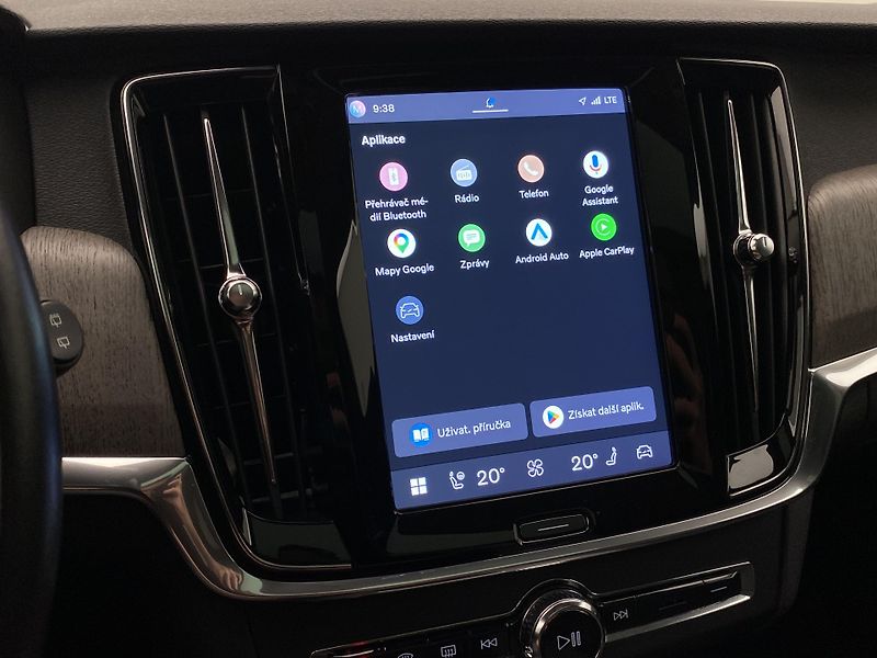 Volvo V90 CC B4 AWD PLUS AUT - fotka 8 z 56