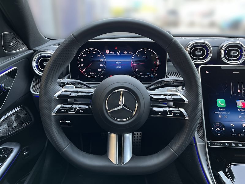 Mercedes-Benz Třídy C C-Třída 220 d 4MATIC kombi AMG - fotka 11 z 18