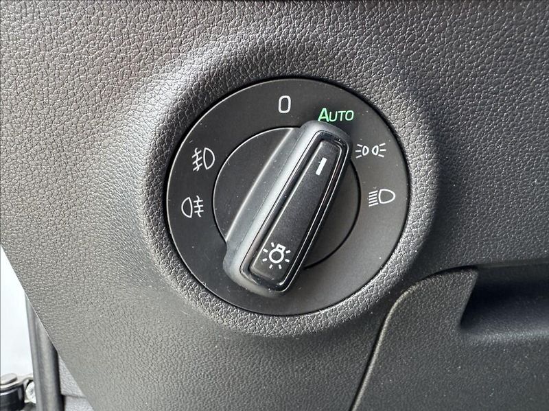 Škoda Kodiaq 2,0 TDI DSG 4X4 SPORTLINE 7mís - fotka 24 z 50