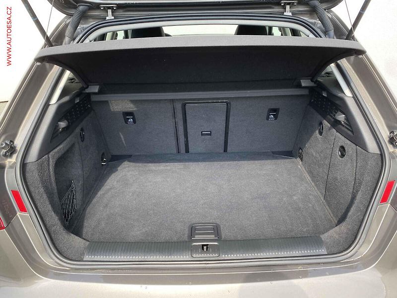 Audi A3 (2014) 1.2 TFSi, Ambiente, bixen - fotka 7 z 18