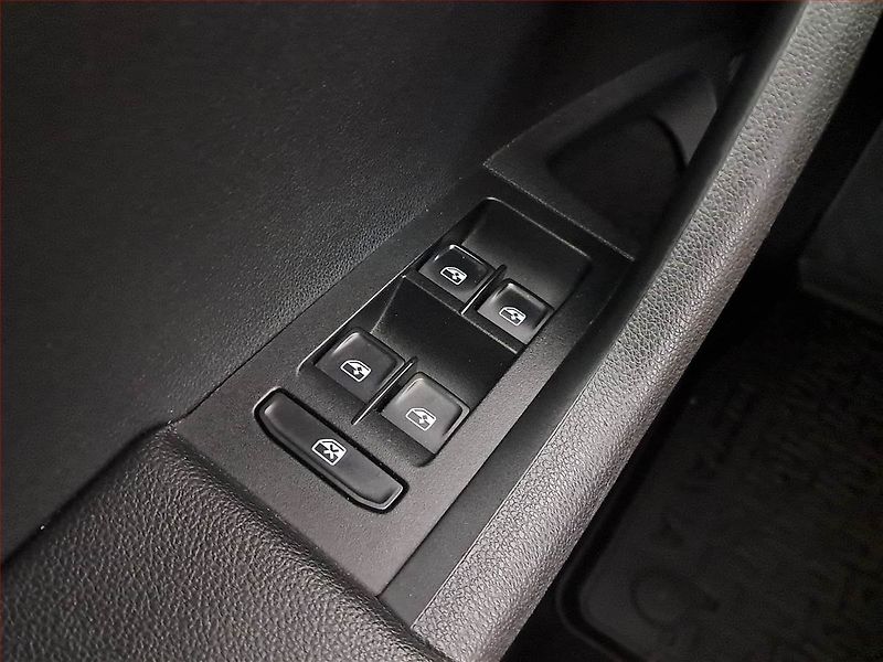 Škoda Octavia (2019) Style 1.6 TDI, Tempomat - fotka 18 z 18
