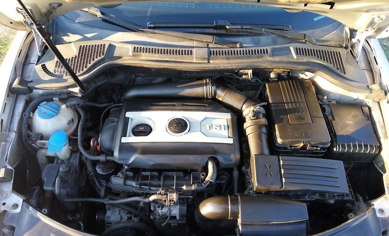 Škoda Superb (2009) ČRbezkorozeEleganceDSG - fotka 14 z 20