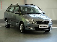Škoda Fabia (2012) 1.6 TDi, AC, park.asist - fotografie inzerátu