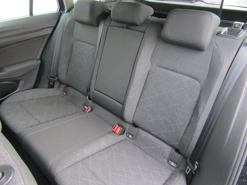 Volkswagen Golf Wa 2.0 Life DT085 Variant Life - fotka 22 z 30