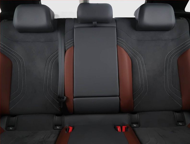 Volkswagen ID.4 (2020) 1st (82 kWh), SoH 82% - fotka 10 z 22