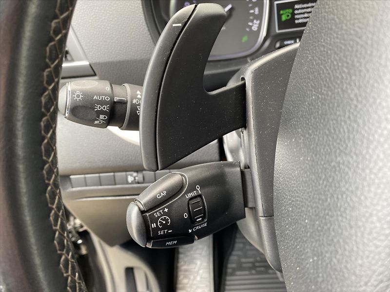 Toyota ProAce 2,0   Long, 130kW Automat - fotka 9 z 28