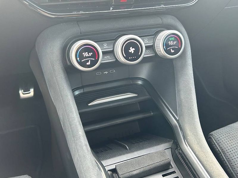 Škoda Kodiaq Sportline 7DSG 4x4 2,0TDI - fotka 21 z 28