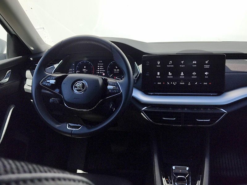 Škoda Octavia (2024) Style 1,5 Tsi 110 Kw DSg M-HEV - fotka 6 z 37