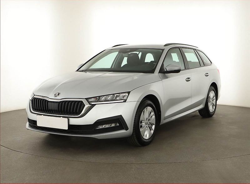 Škoda Octavia (2022) Ambition 2.0 TDI, ČR,1.maj - fotka 2 z 19