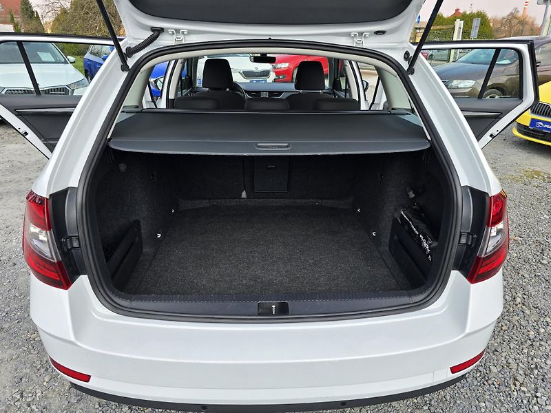 Škoda Octavia 2.0TDI 110KW STYLE FULL LED ČR - fotka 14 z 33