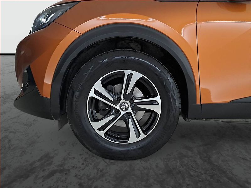 Peugeot 2008 (2021) 1.2 PureTech, Serv.kniha - fotka 15 z 16