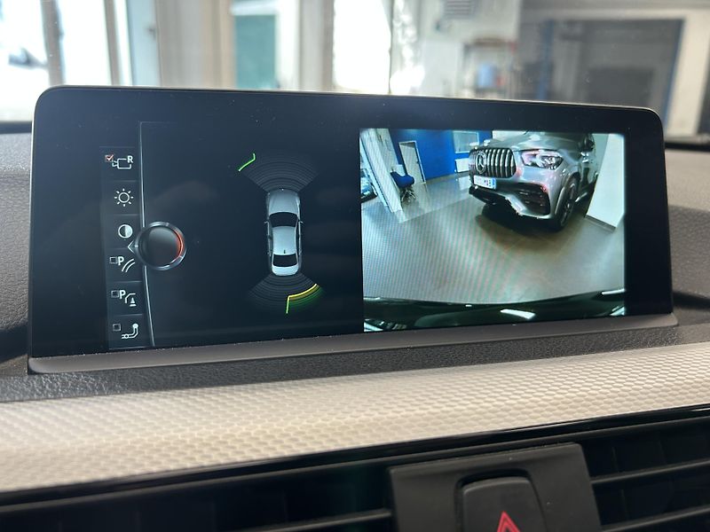 BMW Řada 3 (2017) 320d xDrive M SPORT HUD LED - fotka 18 z 29
