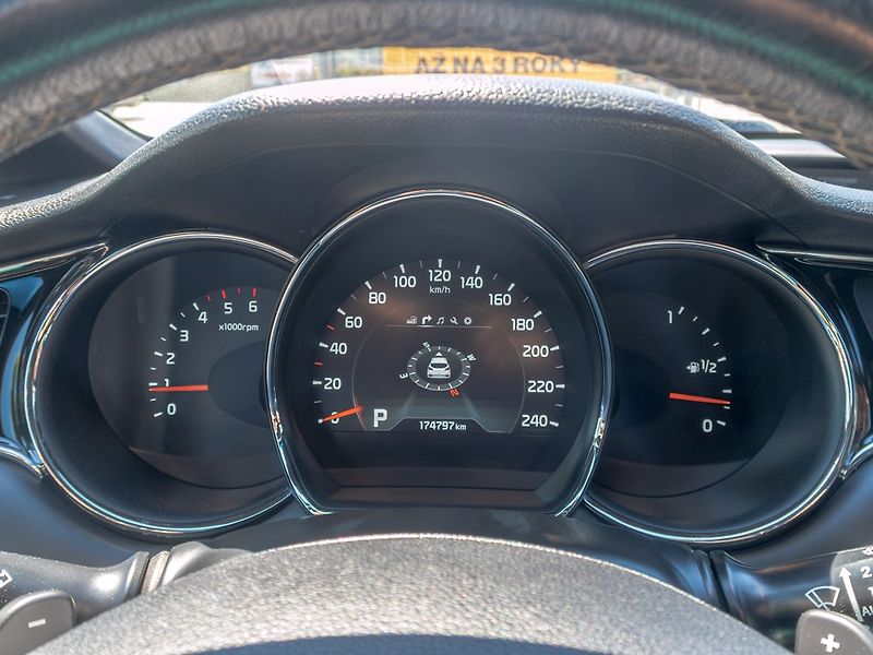 Kia Ceed (2017) GT Line 1.6D 100KW MAT – NAVI - fotka 23 z 50