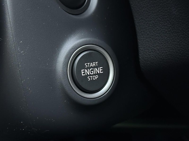 Škoda Fabia 1.0TSi 95PS LED V.Cockpit Clim - fotka 16 z 36