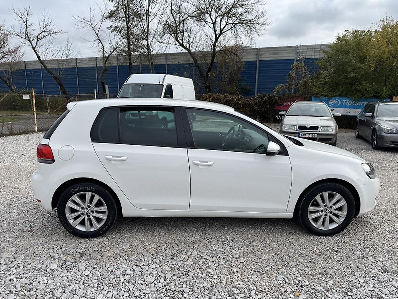 Volkswagen Golf 1,4TSi,rezervace - fotka 5 z 34