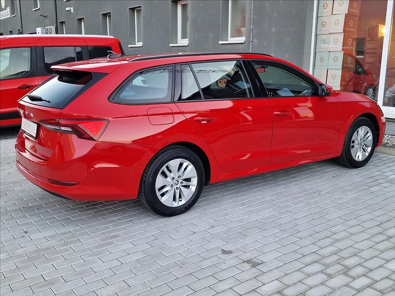 Škoda Octavia 2.0TDI DSG Ambition,ČR,1.Maj. - fotka 11 z 50