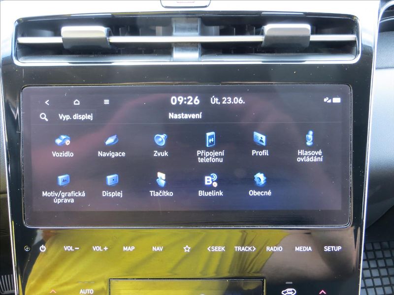 Hyundai Tucson 1,6 CRDi mHEV Smart 100kW - fotka 20 z 26