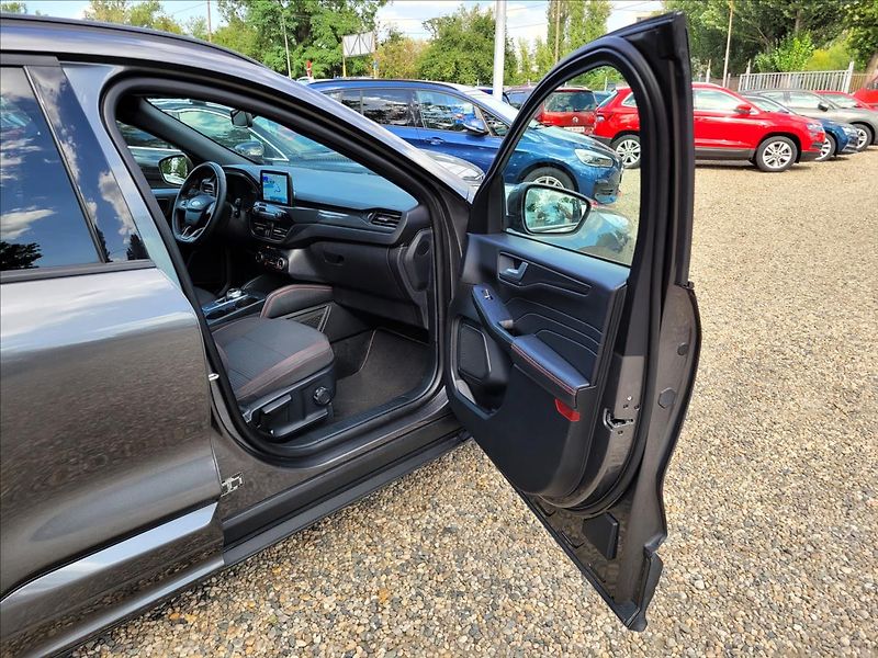 Ford Kuga 2,5 Rezervace! HEV,140kw,ST-li - fotka 10 z 50