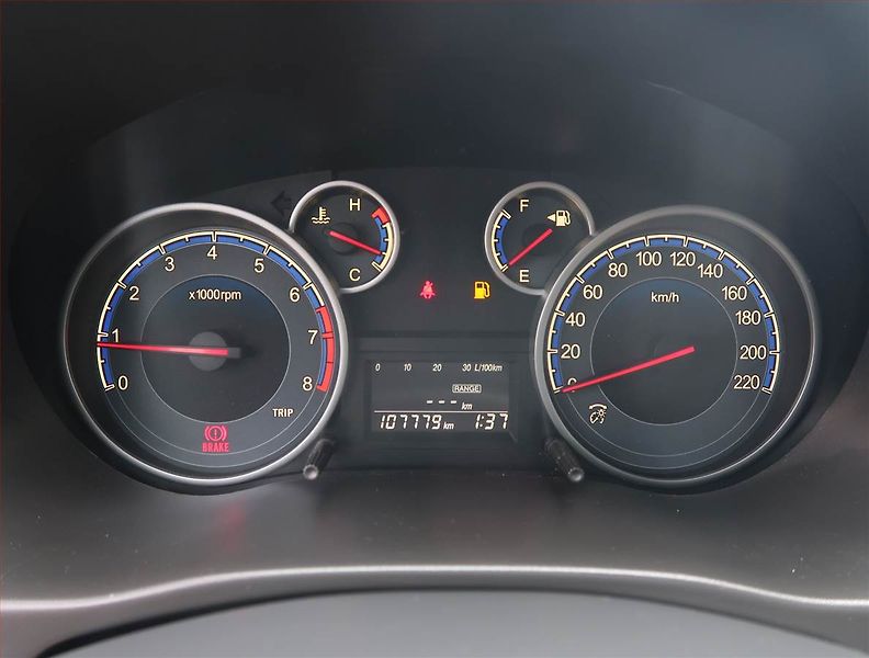 Suzuki SX4 (2011) 1.5 VVT, Serv.kniha - fotka 11 z 16