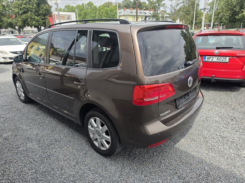 Volkswagen Touran 1.2 TSI 7 Míst Match - fotka 3 z 20