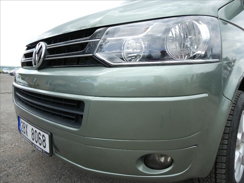 Volkswagen Caravelle 2,5 TDi 96kW LONG 8.míst,závěs - fotka 4 z 33
