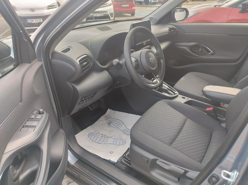 Toyota Yaris Cross (2026) 1.5 FHEV Comfort Winter - fotka 6 z 12