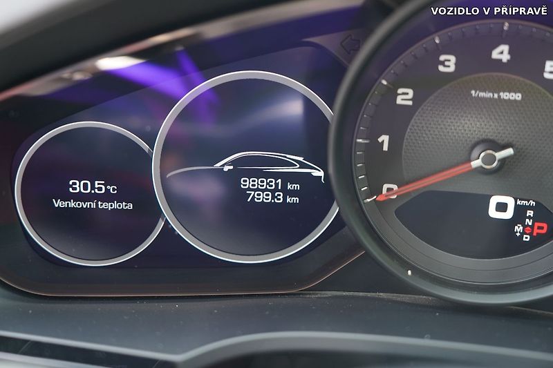 Porsche Cayenne 3.0 V6 Coupé E-Hybrid/ČR/1.maj - fotka 11 z 16