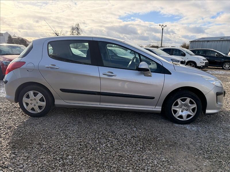 Peugeot 308 1,4 16V KLIMA - fotka 4 z 23