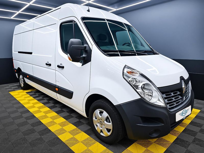 Renault Master (2019) 2.3, L3H2, klima, kamera - fotka 2 z 28