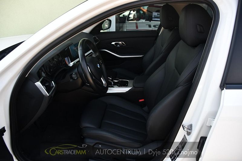 BMW Řada 3 320D xDrive 2xALU 1M ČR - fotka 10 z 54