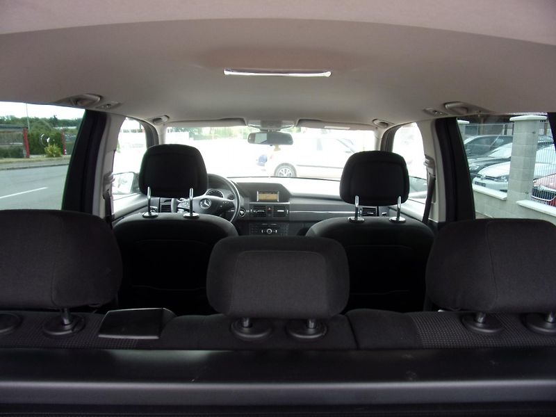 Mercedes-Benz GLK (2009) 350 CDI V6 4MATIC TEMP AC - fotka 14 z 36