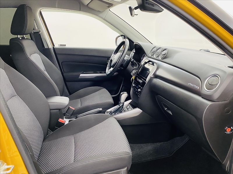 Suzuki Vitara 1,4 BoostJet Allgrip - fotka 8 z 27