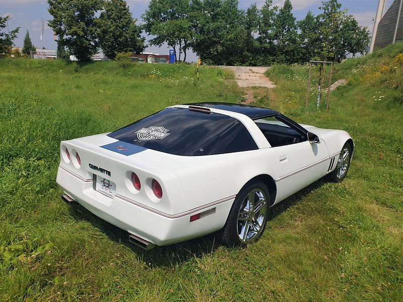 Chevrolet Corvette (1986) - fotka 10 z 26