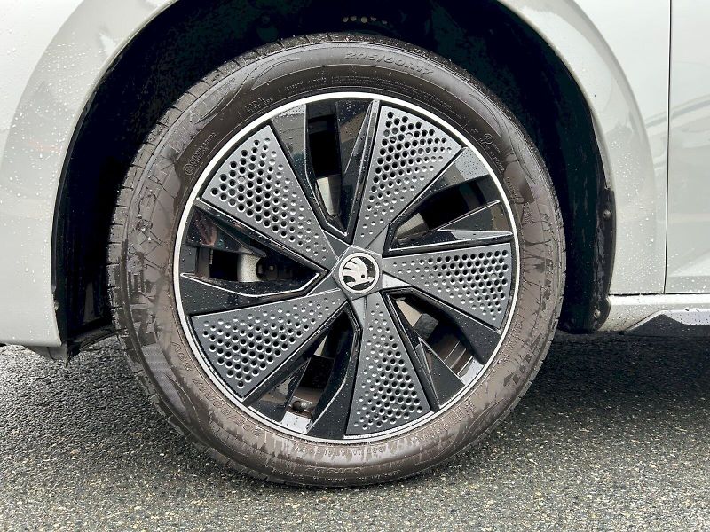 Škoda Scala (2025) Monte Carlo 1.0 TSI 85 kW - fotka 11 z 33