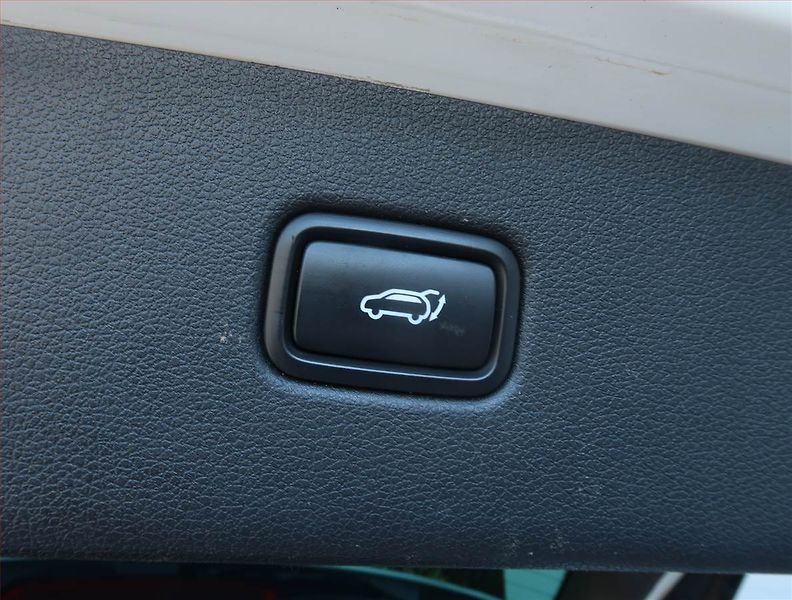 Hyundai Tucson (2016) 2.0 CRDi, 4X4, Automat - fotka 25 z 27