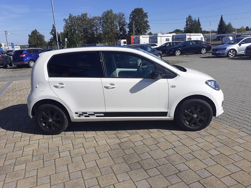 Škoda Citigo (2017) 1.0 MPI STYLE ČR - fotka 3 z 26